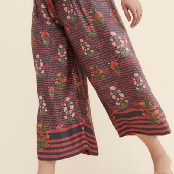 emily lovelock Pants - Anthropologie Floral Striped Women's Pants size small, tie waist wide leg
